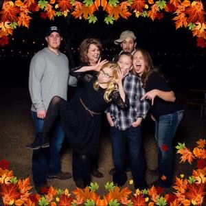 Meet your Posher, Dena